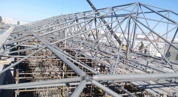 海北细数网架装配中抉择应用钢结构对室第的优势